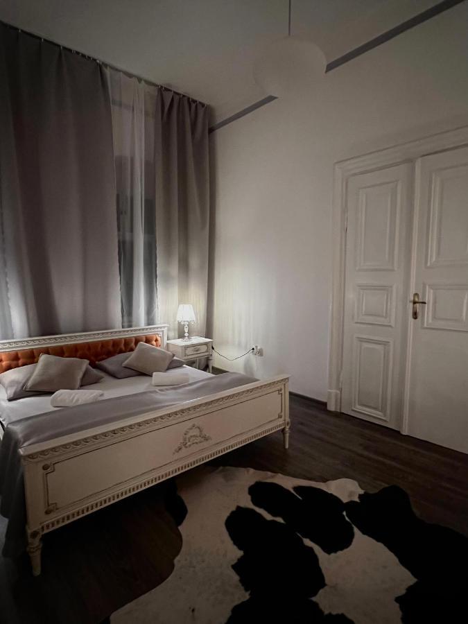 Csaky Palace Bratislava 3 Екстер'єр фото