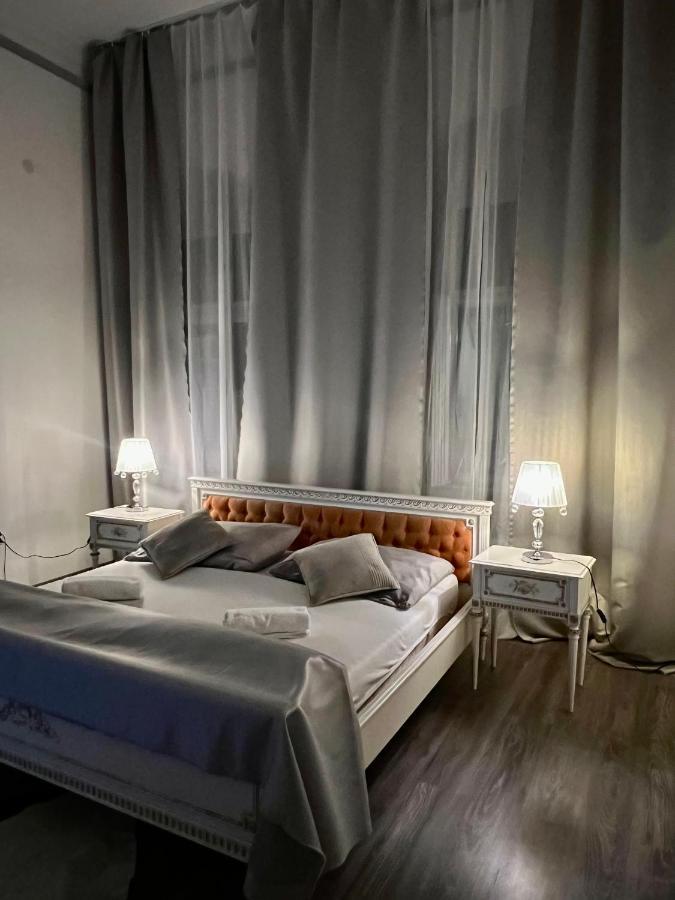 Csaky Palace Bratislava 3 Екстер'єр фото