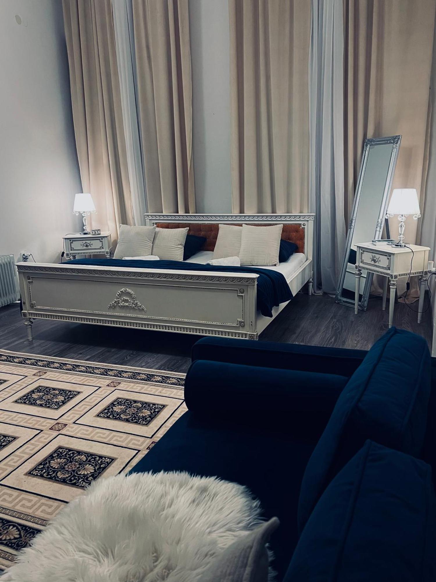 Csaky Palace Bratislava 3 Екстер'єр фото