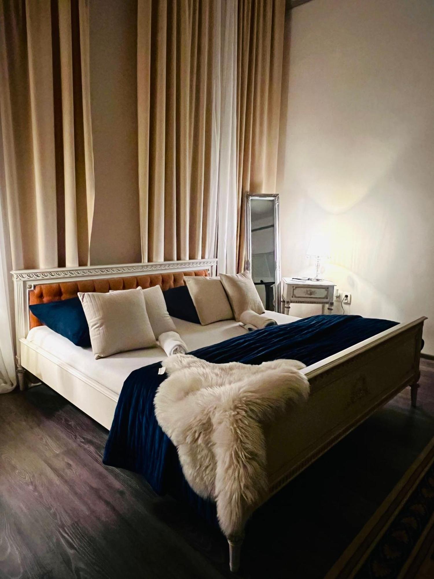 Csaky Palace Bratislava 3 Екстер'єр фото